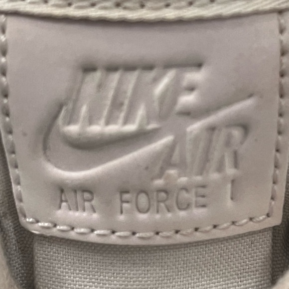 AF1 Beyond Pink Size 5.5 - Picture 2 of 7